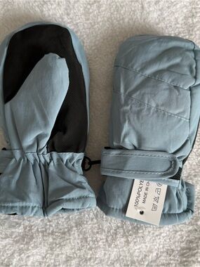 Amazon Kids Light Blue Mittens with Black Palm